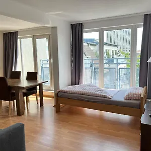  Apartment Lea Zoo Panoramablick Mit Terasse Deutschland
